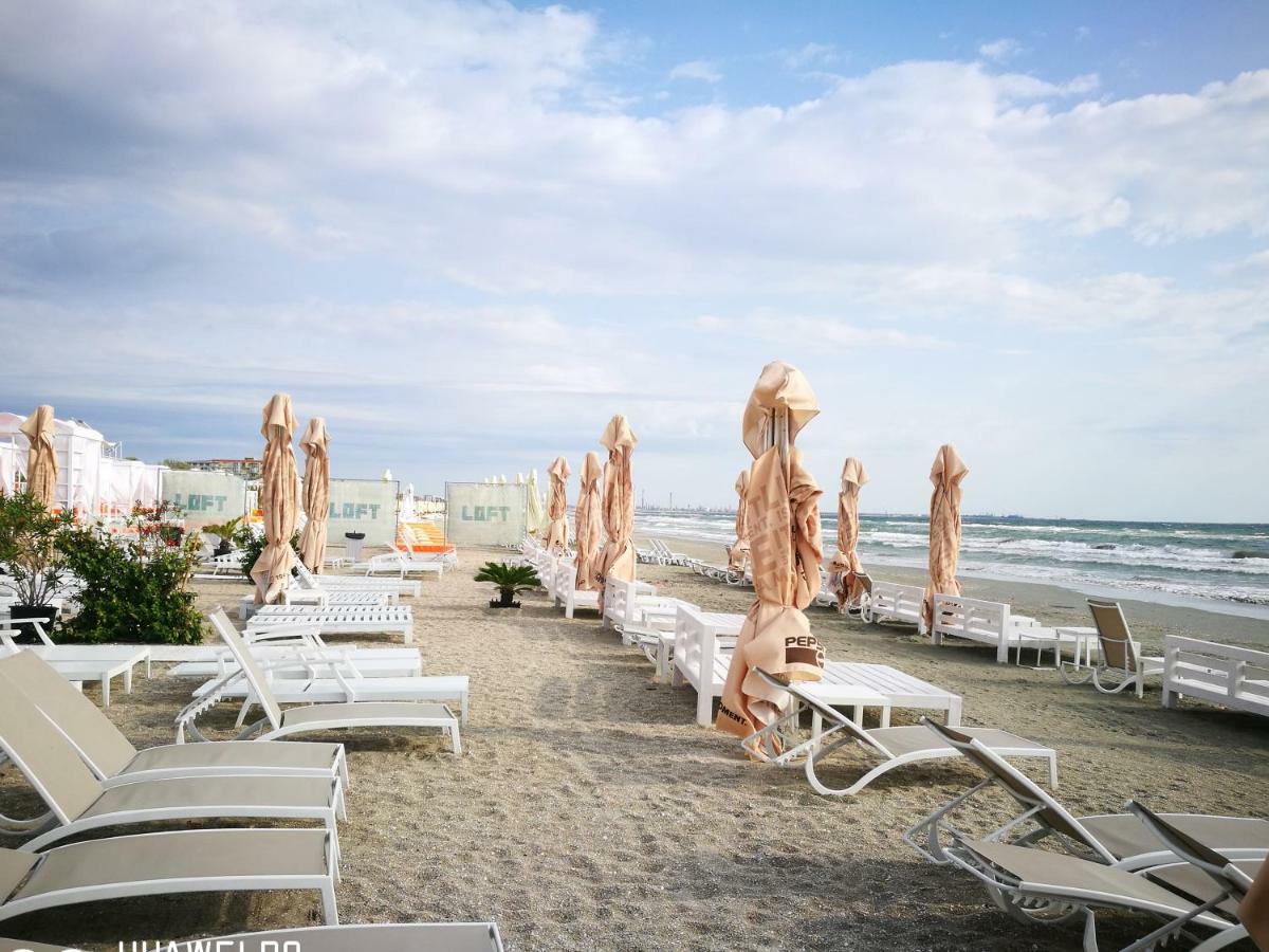 Luxury Studio 42 De Silva Mamaia Exterior photo