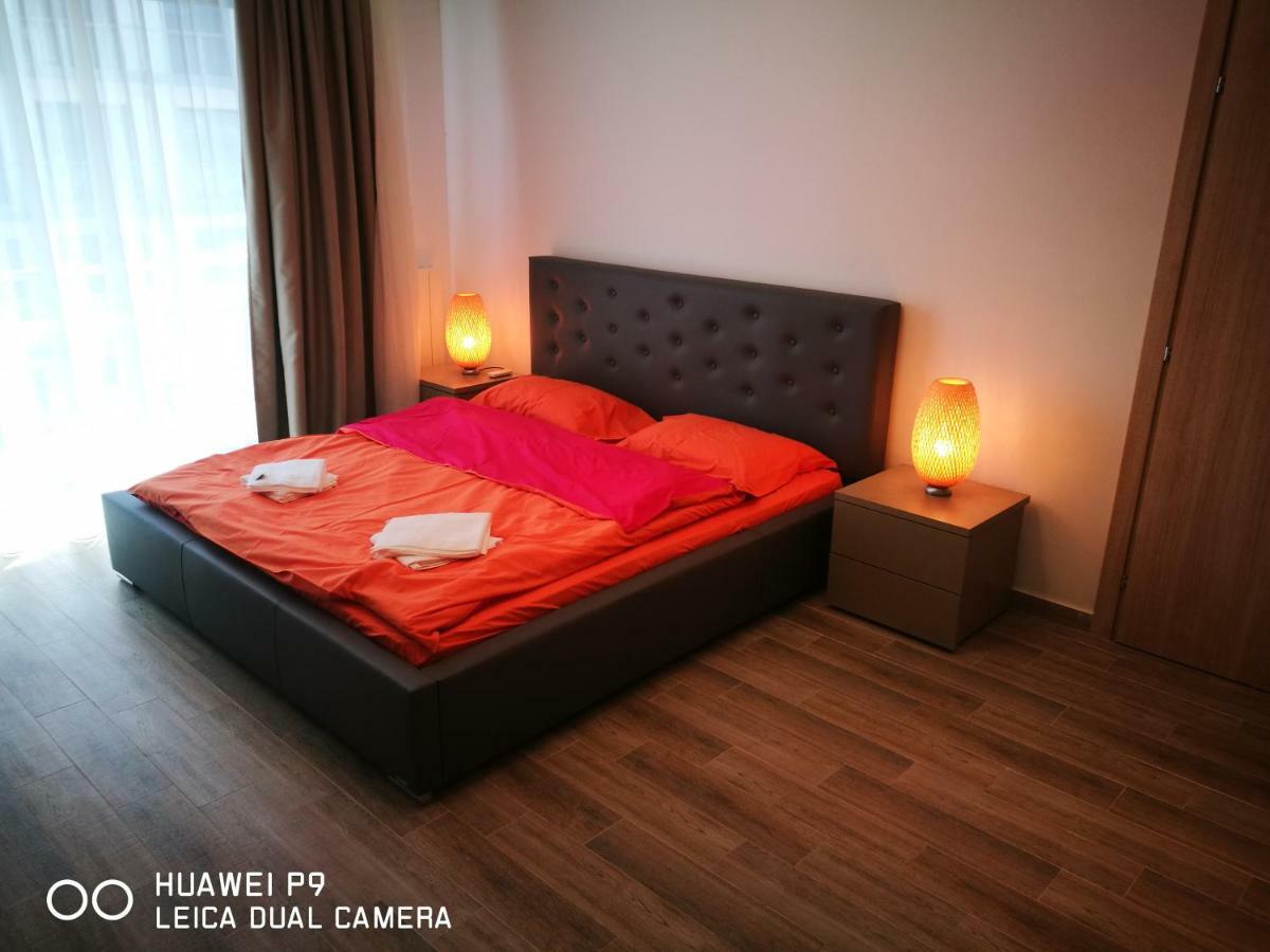 Luxury Studio 42 De Silva Mamaia Exterior photo
