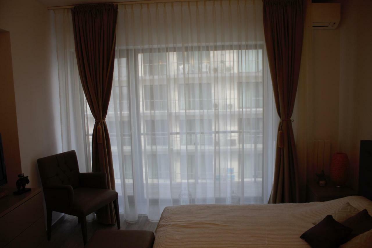 Luxury Studio 42 De Silva Mamaia Exterior photo